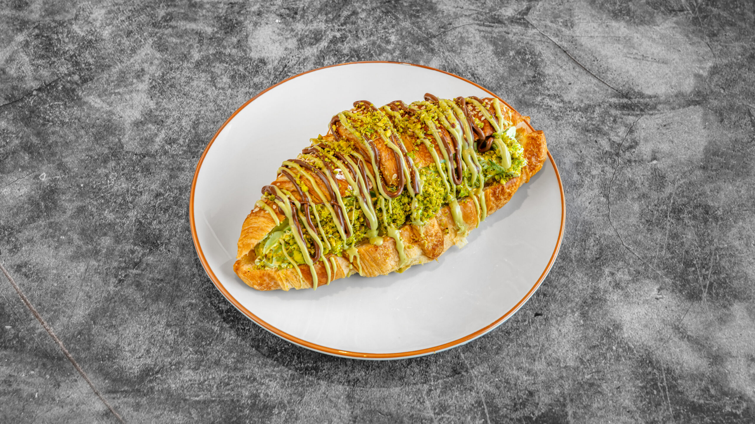 Kunafa Croissant